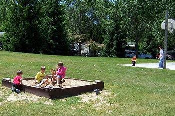 Lakeland Camping Resort Janesville Kültér fotó
